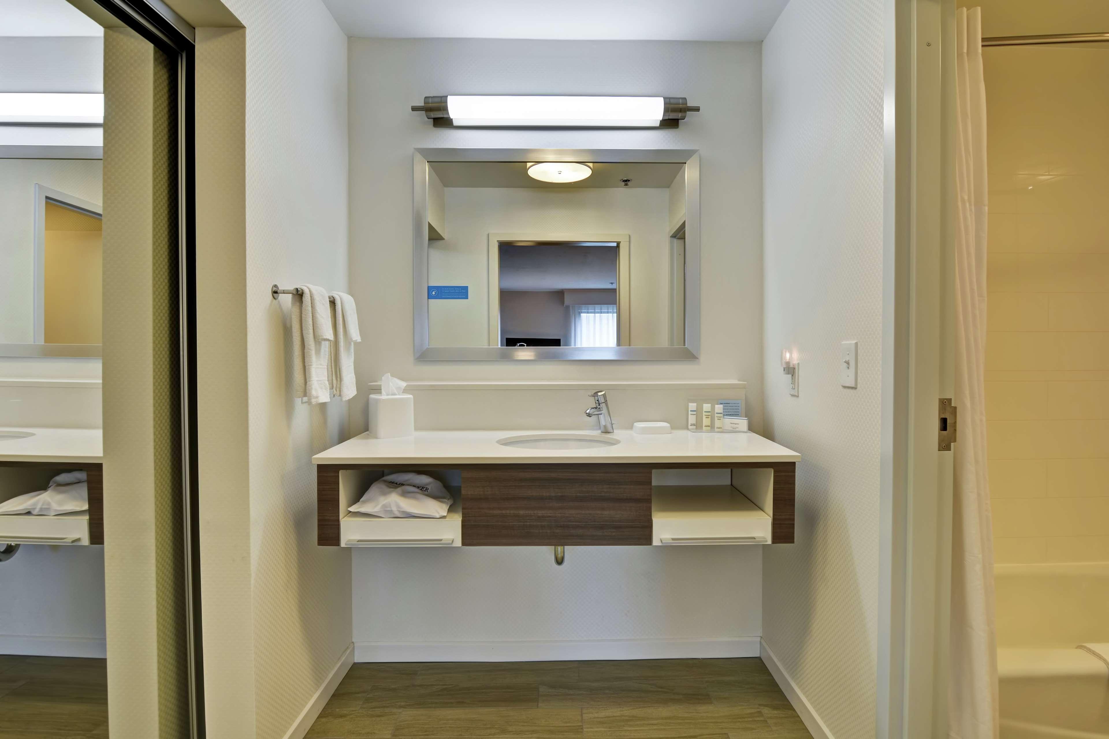 Hampton Inn Suites Ashland, Ohio Экстерьер фото
