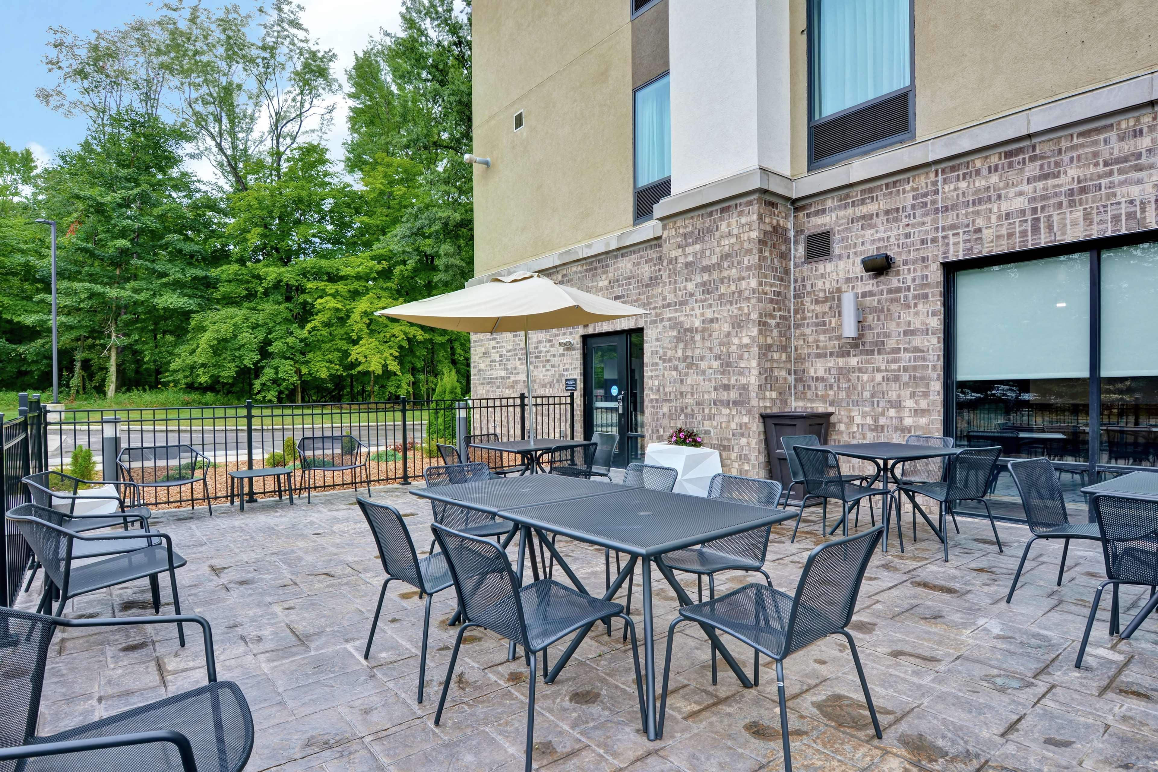 Hampton Inn Suites Ashland, Ohio Экстерьер фото