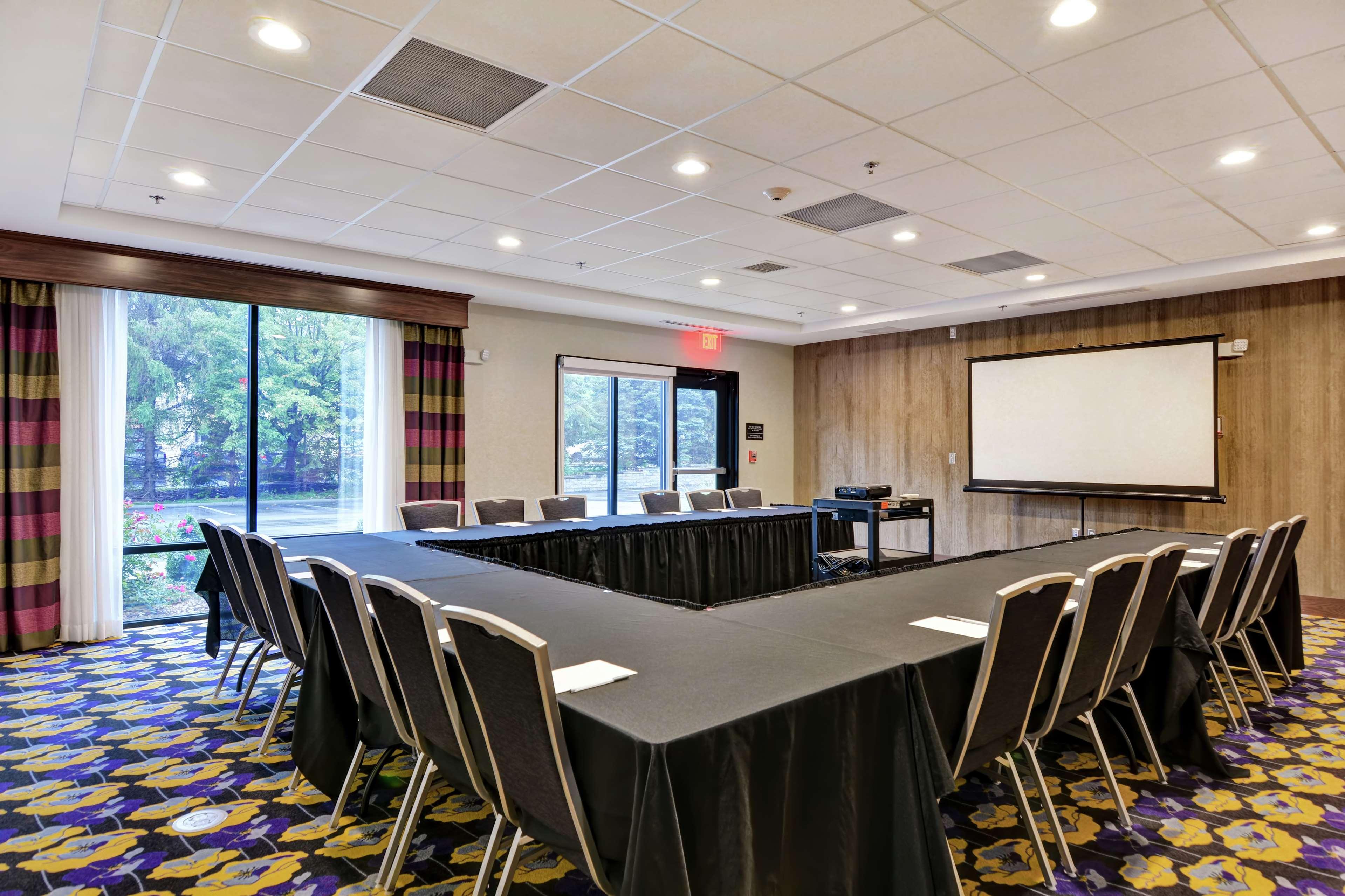 Hampton Inn Suites Ashland, Ohio Экстерьер фото